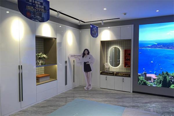 定制衣柜為何會替代成品衣柜