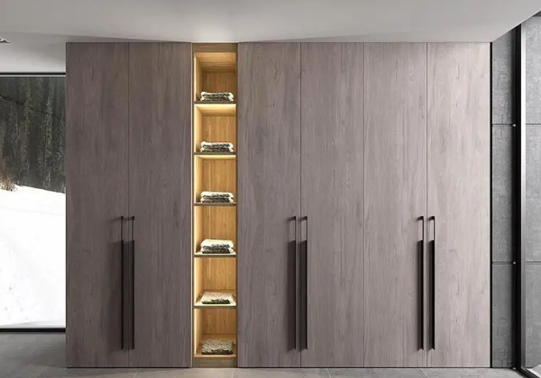 定制家具加盟：定制衣柜怎么設(shè)計(jì)內(nèi)部?