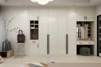 網(wǎng)上買成品衣柜與定制柜比較優(yōu)缺點(diǎn)